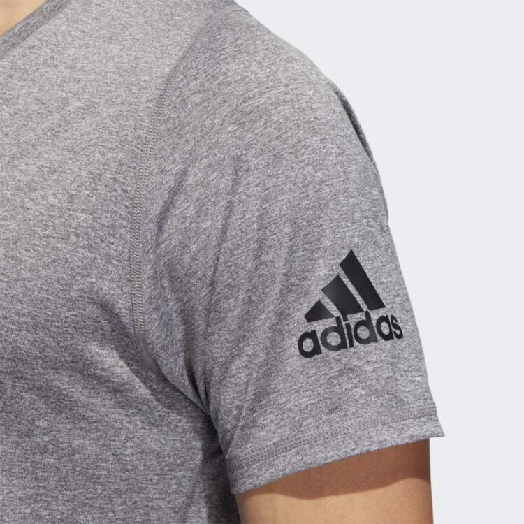 T-Shirt Pour Hommes Adidas FreeLift Sport Ultimate DZ8448 https://mastersportdz.com original Algerie DZ