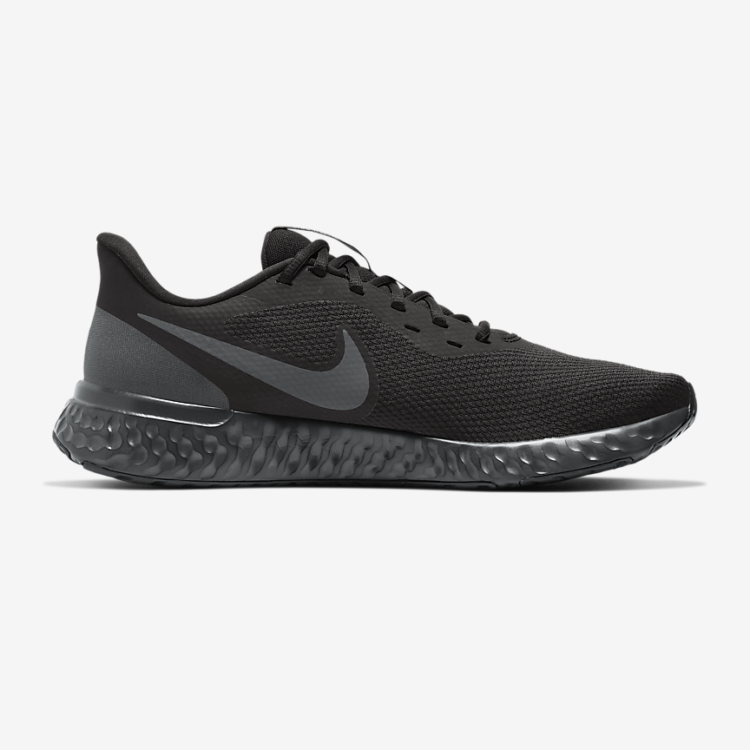 Chaussure Nike Revolution 5 noire  BQ3204-001 https://mastersportdz.com
