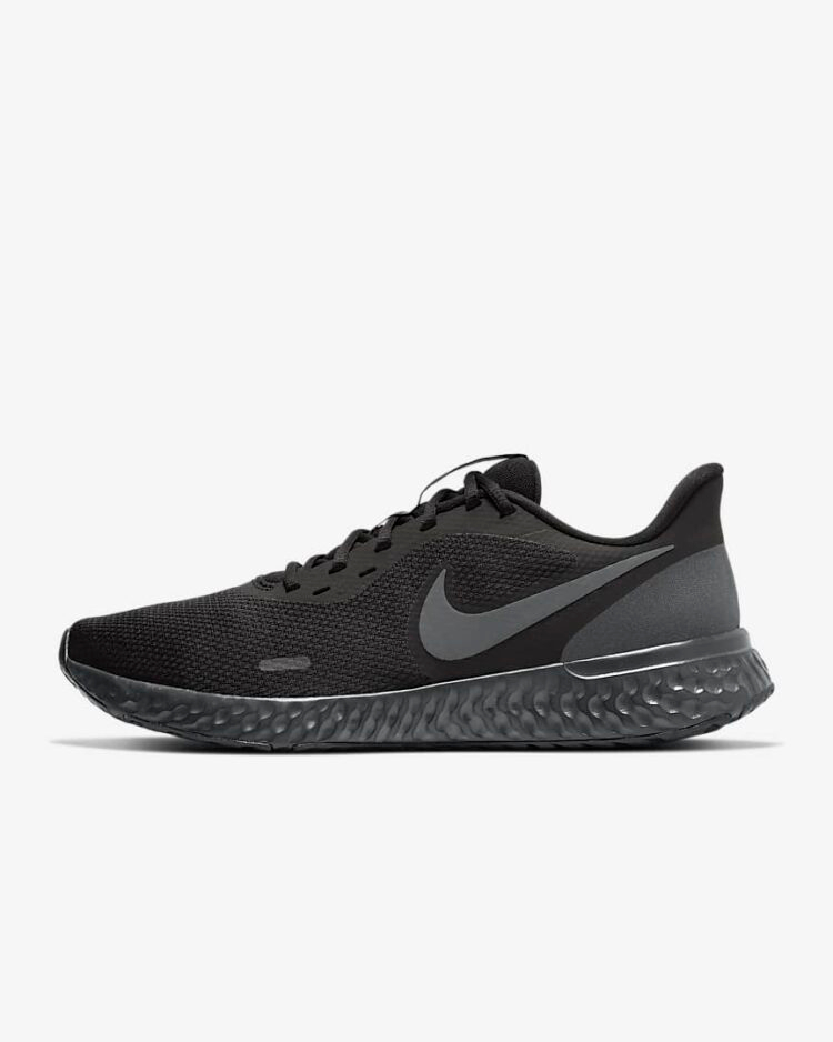 Chaussure Nike Revolution 5 noire BQ3204-001 https://mastersportdz.com original Algerie DZ