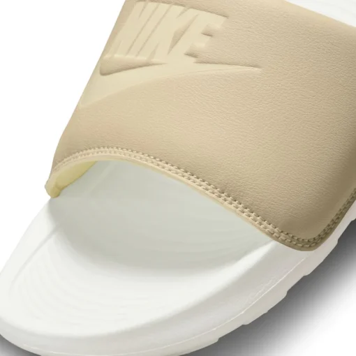 Claquette Nike Victori One Slide Sanddrift CN9677-108 https://mastersportdz.com original Algerie DZ