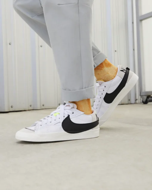 Nike Blazer Low 77 Jumbo DN2158-101 https://mastersportdz.com original Algerie DZ