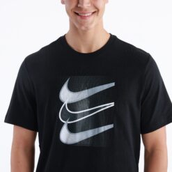 T-shirt manches courtes homme Nike Sportswear  DZ5173-010 https://mastersportdz.com