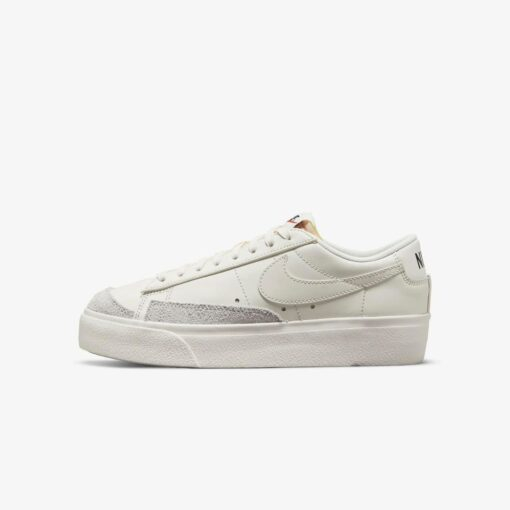 Chaussure Nike Blazer Low Platform Women's DJ0292-105 https://mastersportdz.com original Algerie DZ