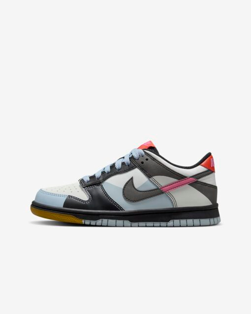 Chaussure Nike Dunk Low SE FJ2686-100 https://mastersportdz.com original Algerie DZ