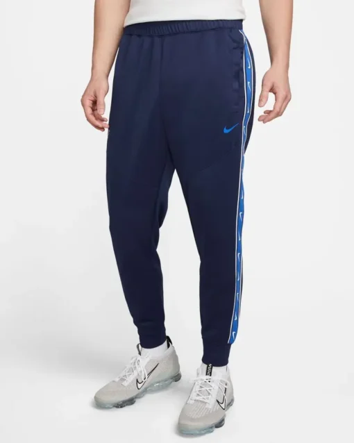 Ensemble Nike Sportswear Repeat pour Homme DX2025-411 https://mastersportdz.com original Algerie DZ